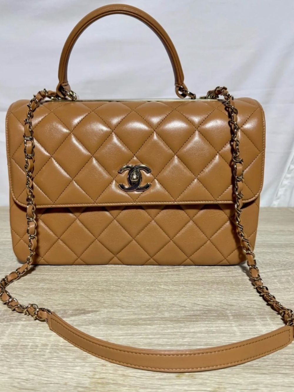 Chanel Trendy Medium Excellent Condition w/ orig. box, docs, dust bag